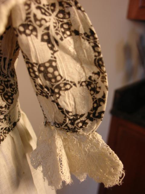 Gorgeous Early Doll Blouse~Black/White Print Gorgeous Early Doll Blouse~Black/White Print