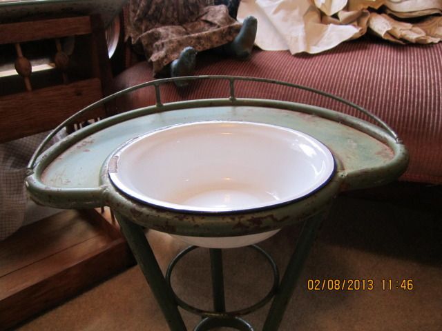 Wonderful Shabby Chic Doll Washstand Wonderful Shabby Chic Doll Washstand