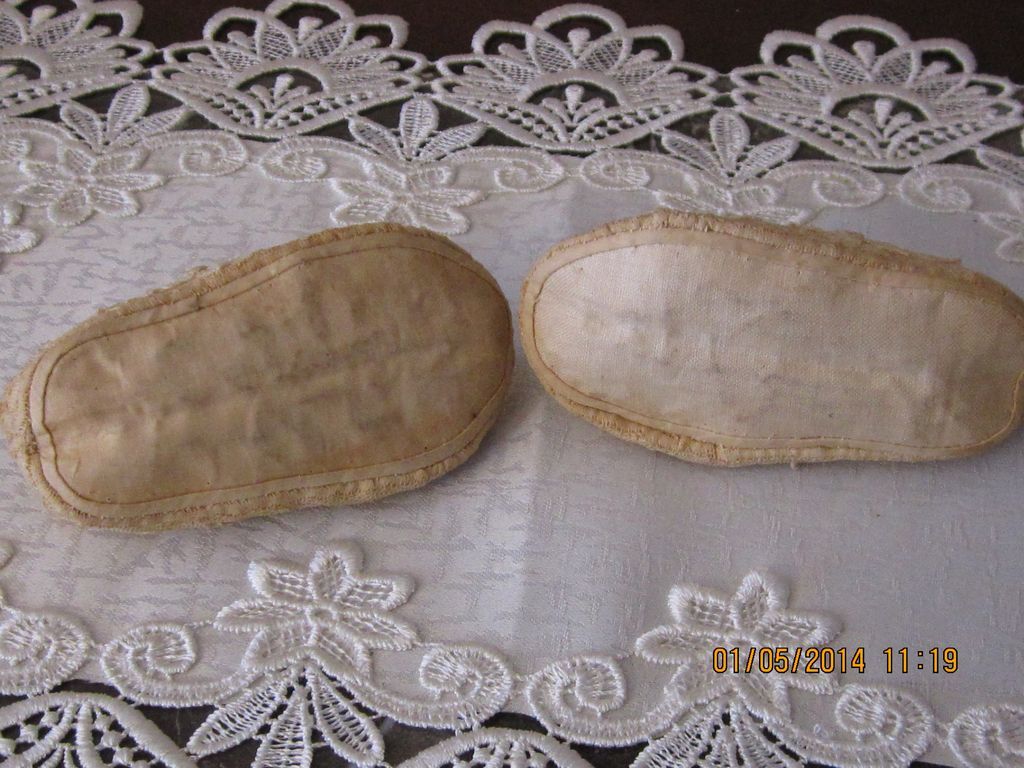 Beautiful Lace Shoes for Bebe! Beautiful Lace Shoes for Bebe!