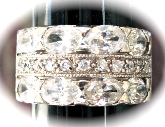 Lovely Ladies Double Row White Topaz Ring Lovely Ladies Double Row White Topaz Ring