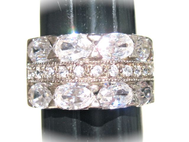 Lovely Ladies Double Row White Topaz Ring Lovely Ladies Double Row White Topaz Ring