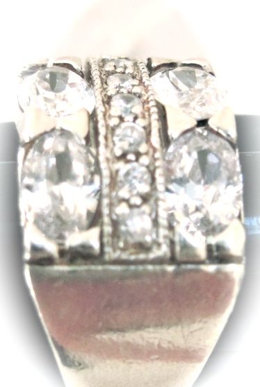 Lovely Ladies Double Row White Topaz Ring Lovely Ladies Double Row White Topaz Ring
