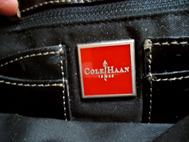 Ready for Business, COLE-HAAN Pocket Book Ready for Business, COLE-HAAN Pocket Book