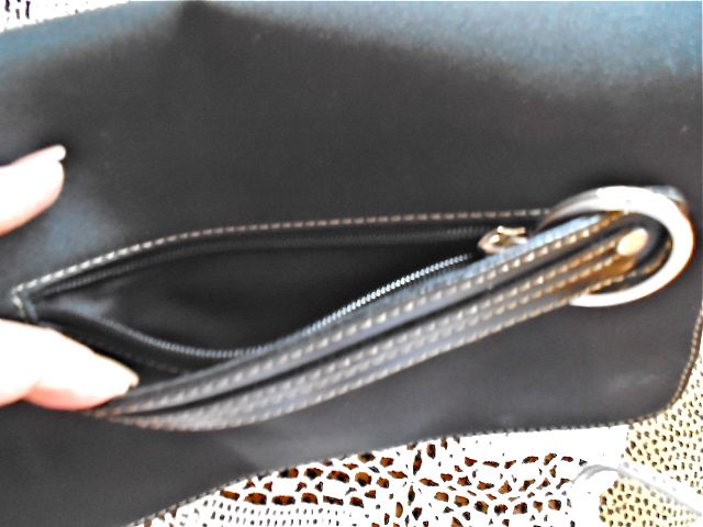 Ready for Business, COLE-HAAN Pocket Book Ready for Business, COLE-HAAN Pocket Book