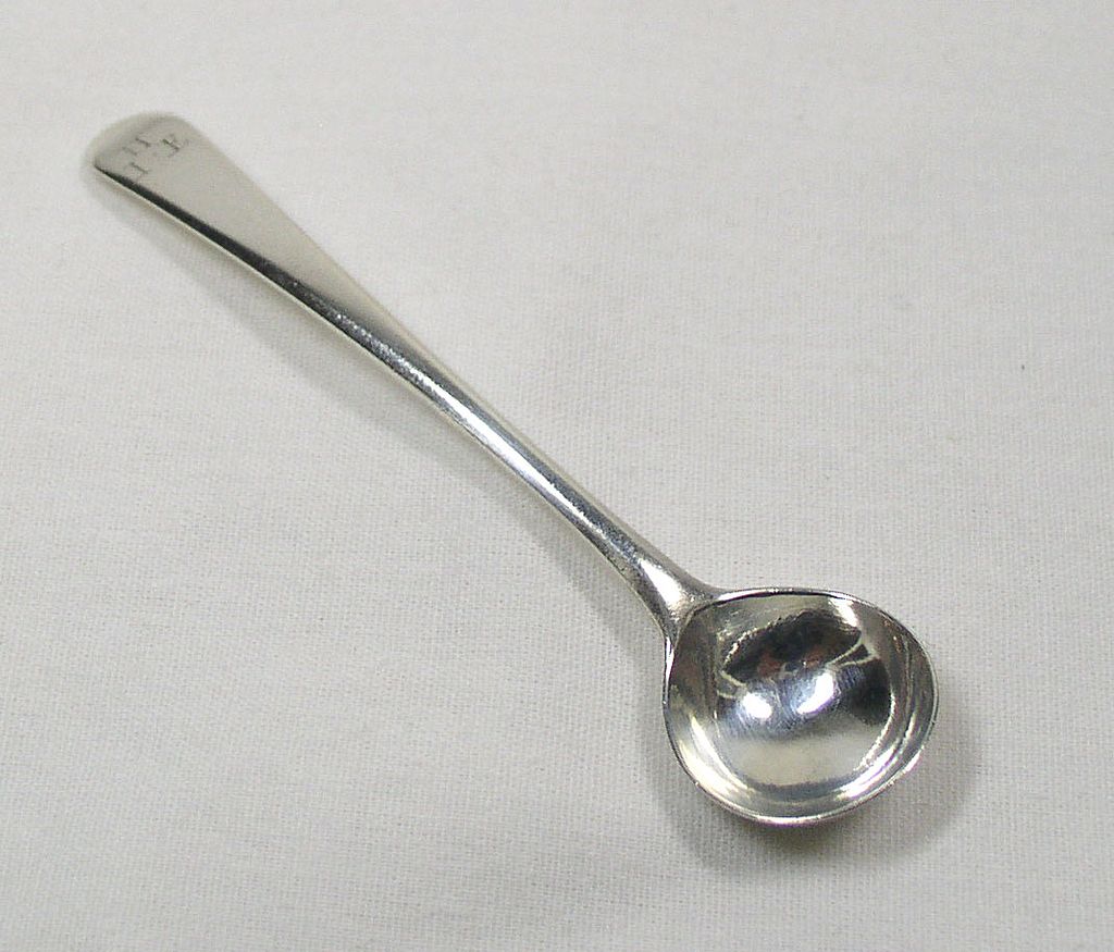 Antique Sterling Silver English Mustard Spoon / Condiment Spoon – George Young, 1785 Antique Sterling Silver English Mustard Spoon / Condiment Spoon – George Young, 1785