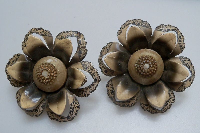 Victorian Curtain Tiebacks Assortment Victorian Curtain Tiebacks Assortment