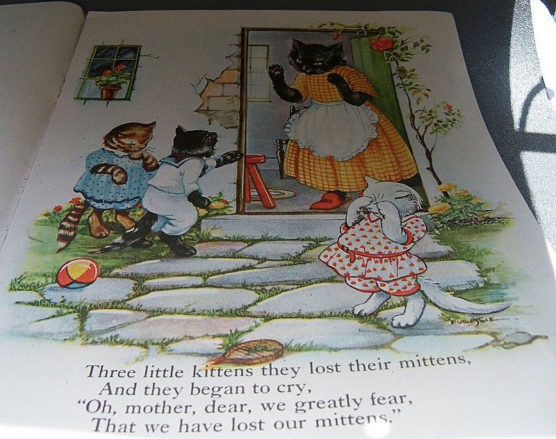Wonderful Linen Childrens Book "Three Little Kitten" Wonderful Linen Childrens Book "Three Little Kitten"