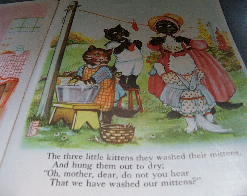 Wonderful Linen Childrens Book "Three Little Kitten" Wonderful Linen Childrens Book "Three Little Kitten"