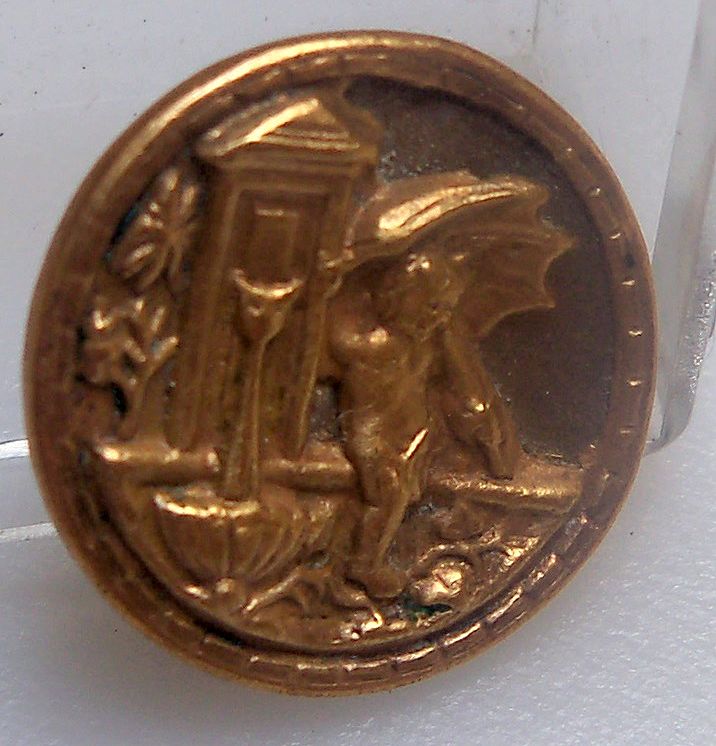 Tiny Button "Putto at the Fountain" Tiny Button "Putto at the Fountain"