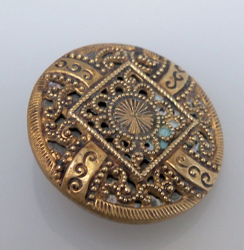 Button brass coated two piece button with intricate pattern Button brass coated two piece button with intricate pattern