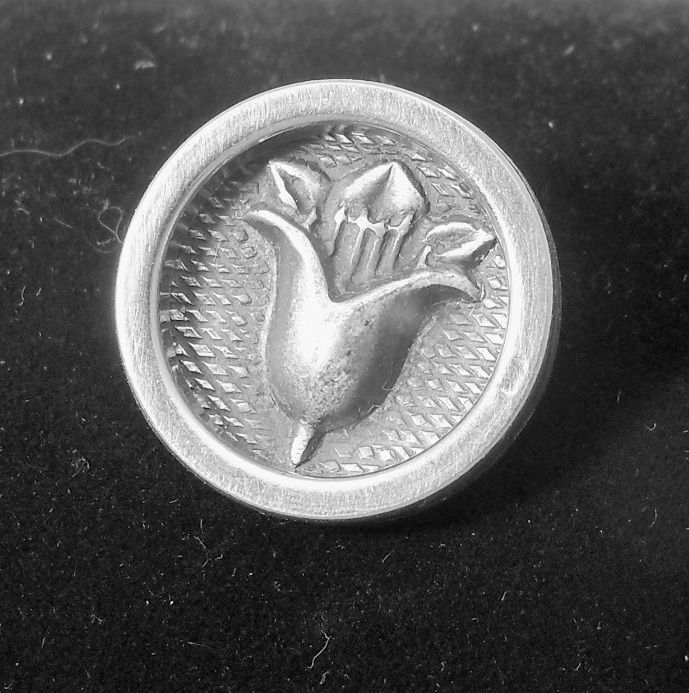 Silver Metal Single Flower Button Silver Metal Single Flower Button