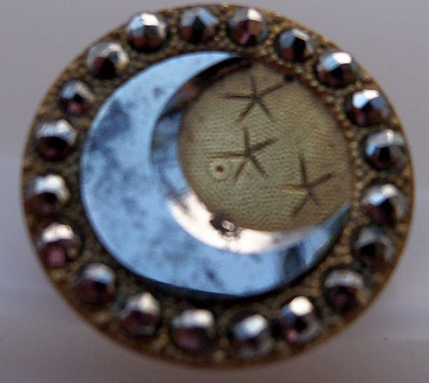 Steel Cup and Brass Design Button Steel Cup and Brass Design Button
