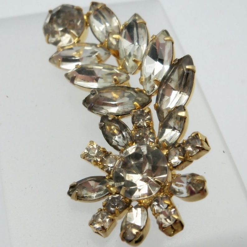 Clear Rhinestone Brooch Daisy Flower and Spray of Rhinestones Clear Rhinestone Brooch Daisy Flower and Spray of Rhinestones