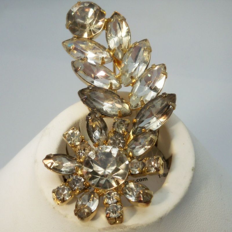 Clear Rhinestone Brooch Daisy Flower and Spray of Rhinestones Clear Rhinestone Brooch Daisy Flower and Spray of Rhinestones