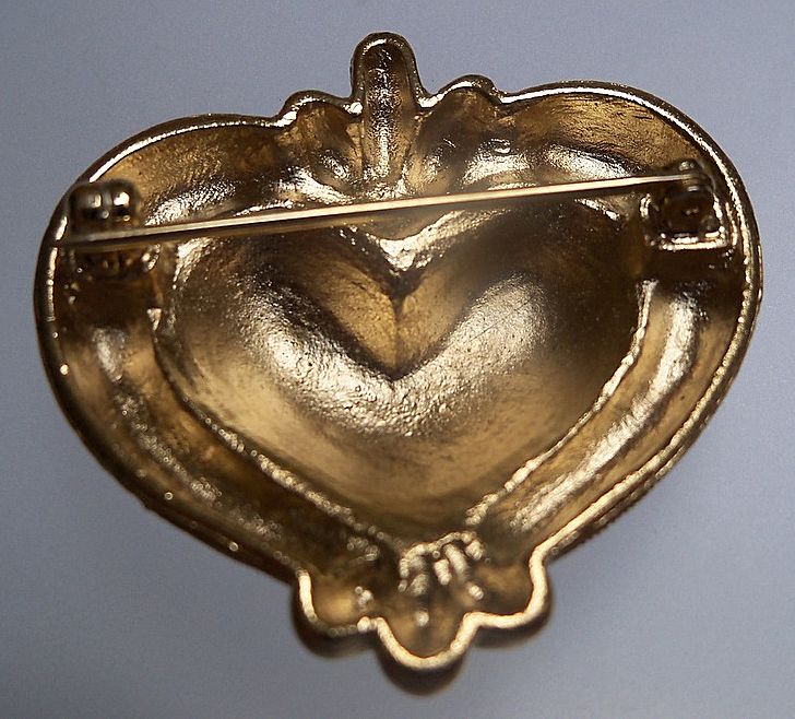 Figural Two Tone Gold Metal Heart Brooch Figural Two Tone Gold Metal Heart Brooch