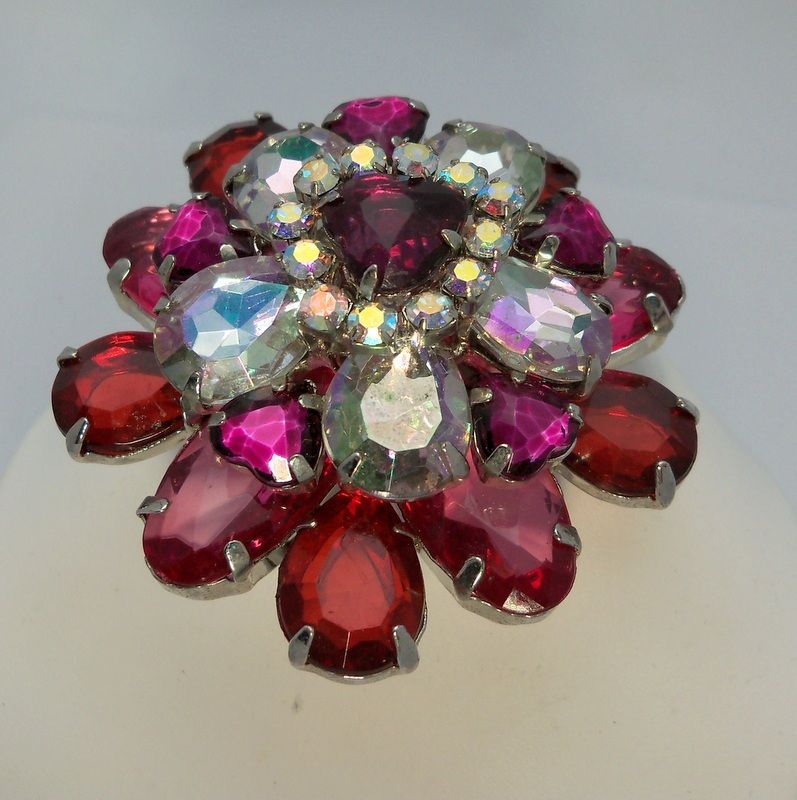 Cranberry and Clear Round Brooch with Heart Center Cranberry and Clear Round Brooch with Heart Center