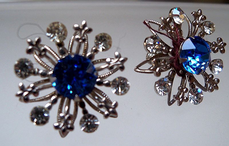 Screw On Starburst Shape Earrings Screw On Starburst Shape Earrings