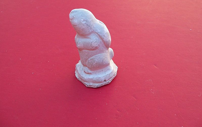 Vintage Chalkware Figural Rabbit Vintage Chalkware Figural Rabbit