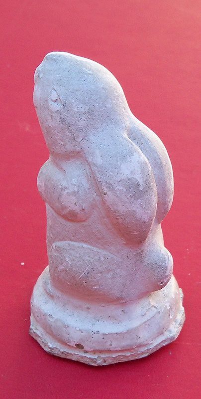Vintage Chalkware Figural Rabbit Vintage Chalkware Figural Rabbit