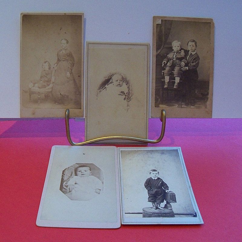Lot of 5 studio photos of children Lot of 5 studio photos of children