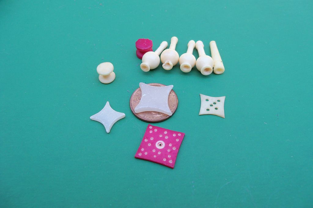 Miniature Wood Sewing Box with Tools Miniature Wood Sewing Box with Tools