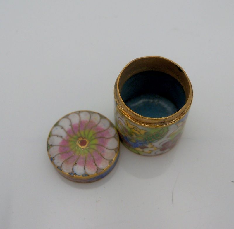 Cloisonne Modern Thimble Holder Cloisonne Modern Thimble Holder