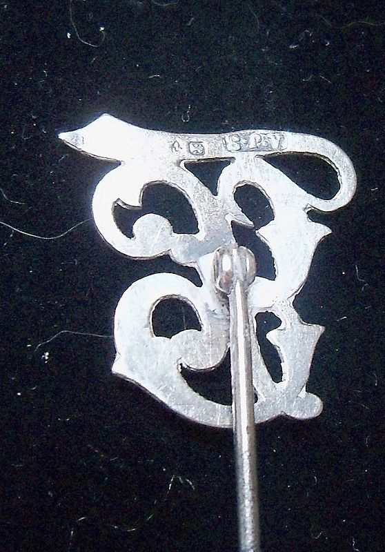 Hatpin Flip Flop Sterling Letter "B" Hatpin Flip Flop Sterling Letter "B"