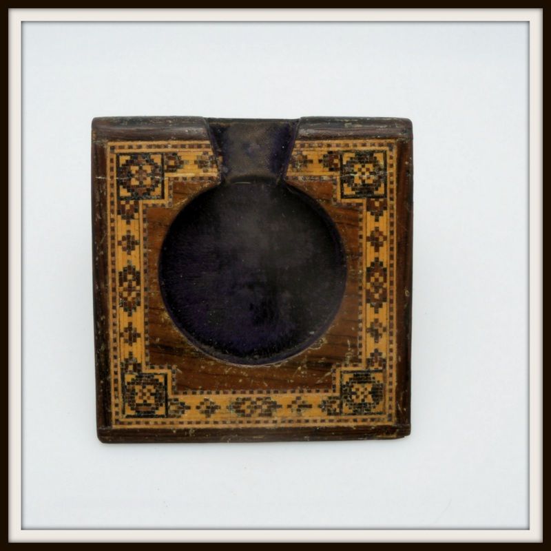 Tunbridge Pocket Watch Holder Tunbridge Pocket Watch Holder