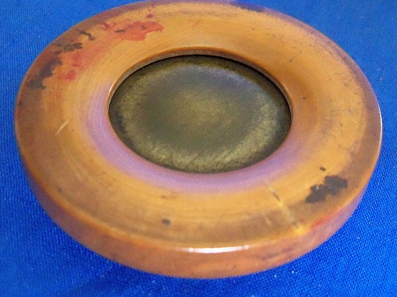 Turned Wood Glove Powder Shaker Turned Wood Glove Powder Shaker