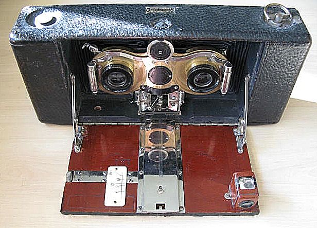 EKC Stereo Hawkeye Camera Model 6 c1916 (Ex Blair) EKC Stereo Hawkeye Camera Model 6 c1916 (Ex Blair)