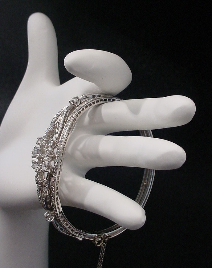 Magnificent 14K Diamond Filigree Bangle Bracelet Magnificent 14K Diamond Filigree Bangle Bracelet