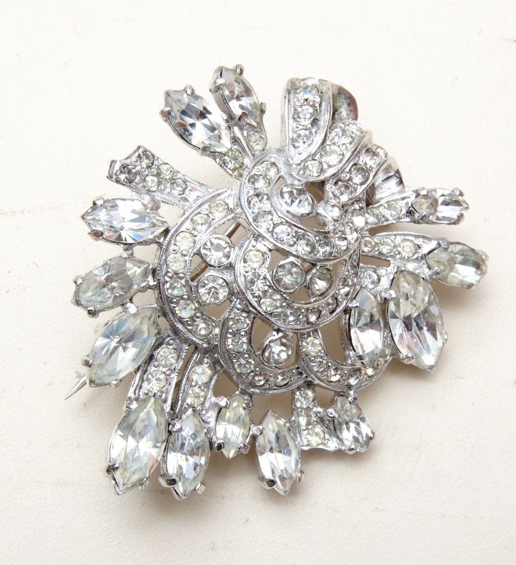 Sterling Eisenberg Fur Clip Sterling Eisenberg Fur Clip