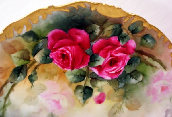 T&V Limoges Charger Hand Painted Roses T&V Limoges Charger Hand Painted Roses