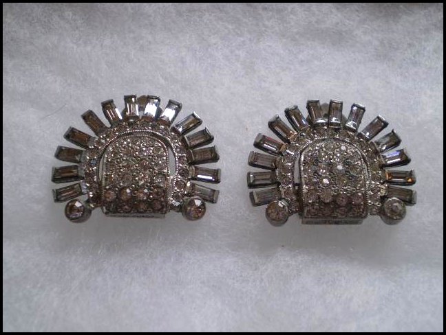 PAIR Vintage Deco Rhinestone Shoe Clips PAIR Vintage Deco Rhinestone Shoe Clips