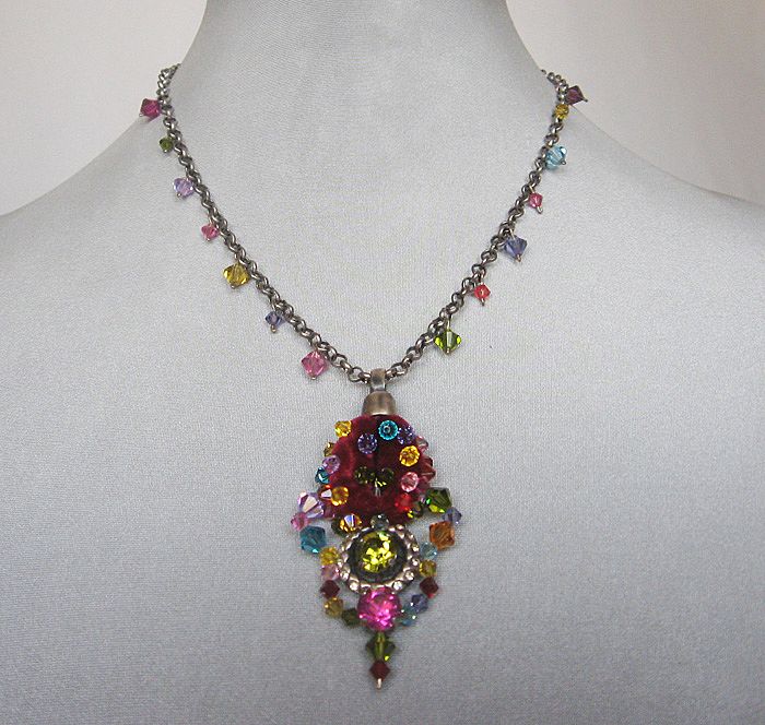 Hippie crystal velvet pendant on metal necklace Hippie crystal velvet pendant on metal necklace