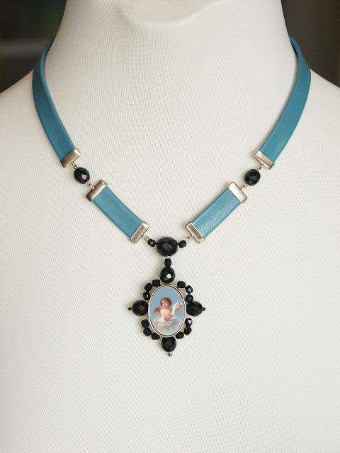 Baroque Hollywood style jewelry. Designer cameo necklace. Baroque Hollywood style jewelry. Designer cameo necklace.