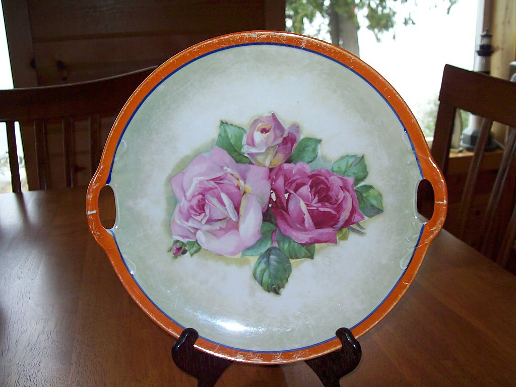 PK Unity - German Plate with Pink Roses PK Unity - German Plate with Pink Roses