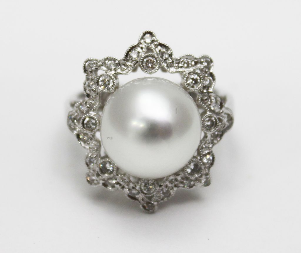 12mm Most Gorgeous Cultured White South Sea Pearl Diamond Ring 18KT ...