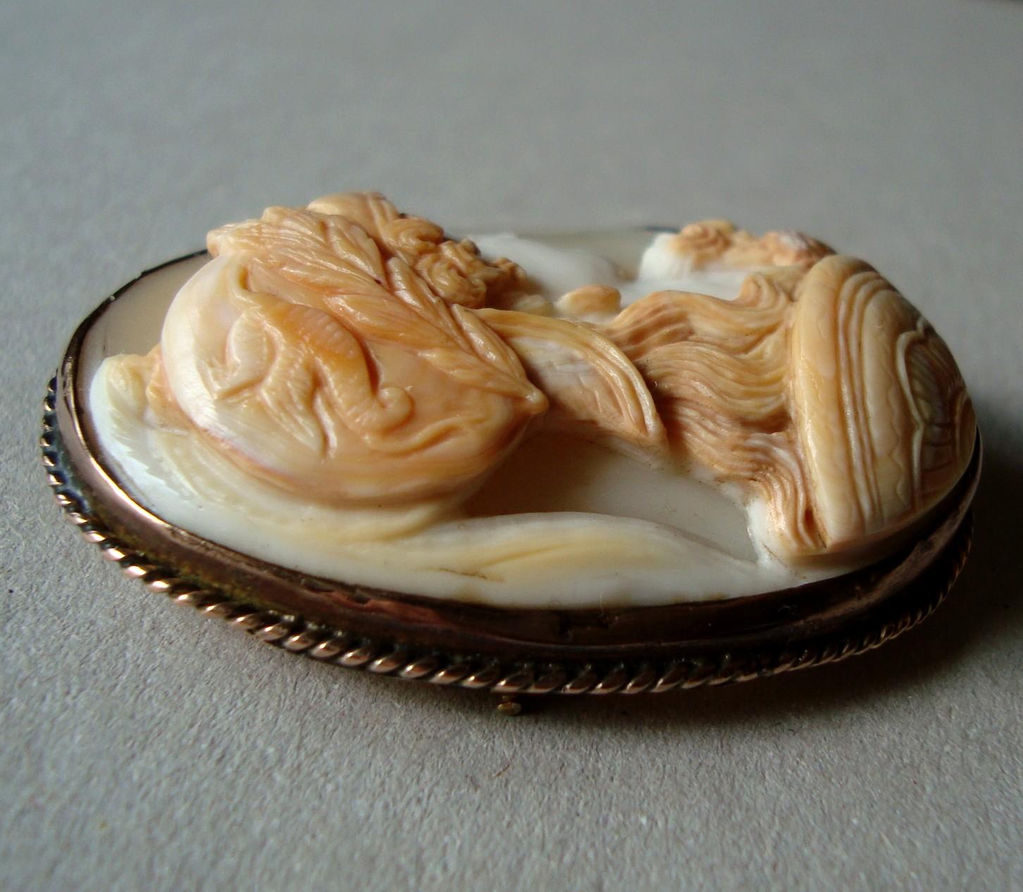 Striking Antique Victorian Goddess Athena Tricolour Carved Shell Cameo ...
