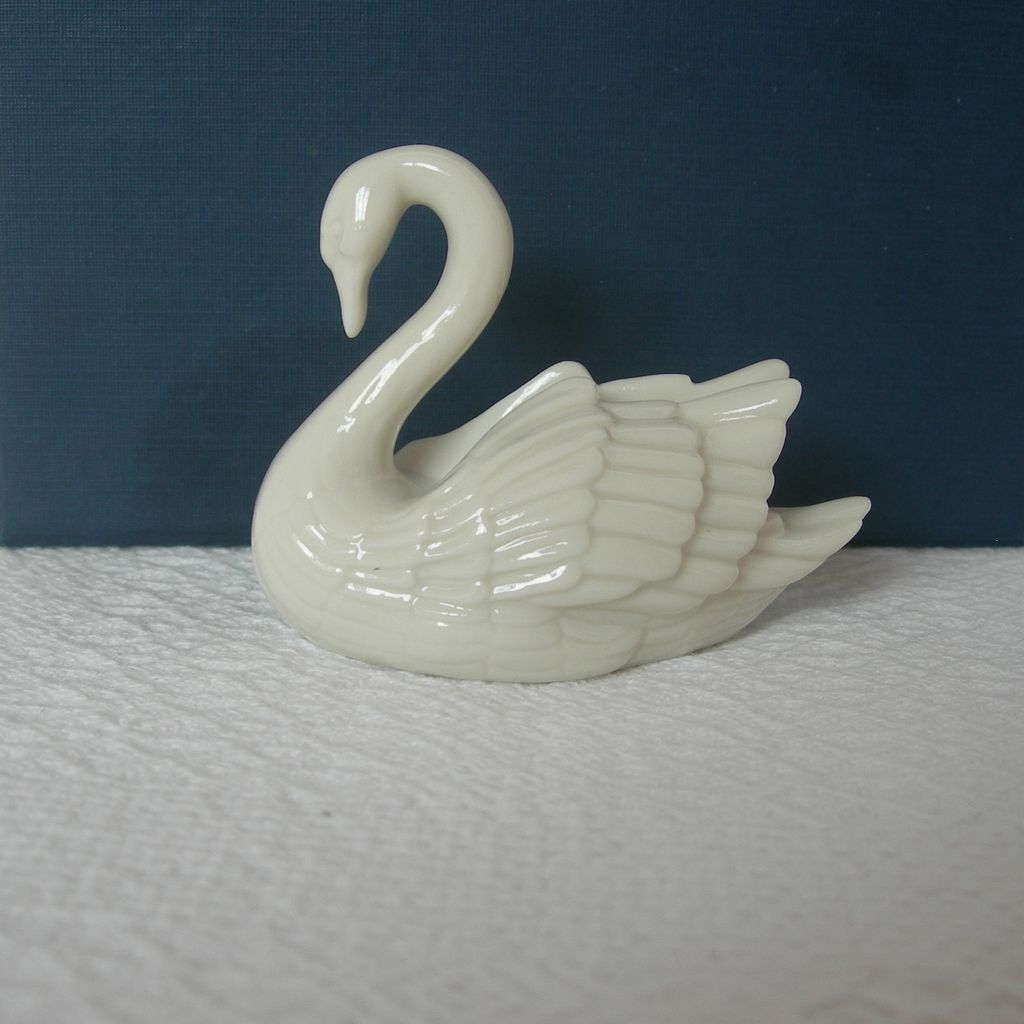 Vintage Lenox Swan Figurine from dorothysbling on Ruby Lane