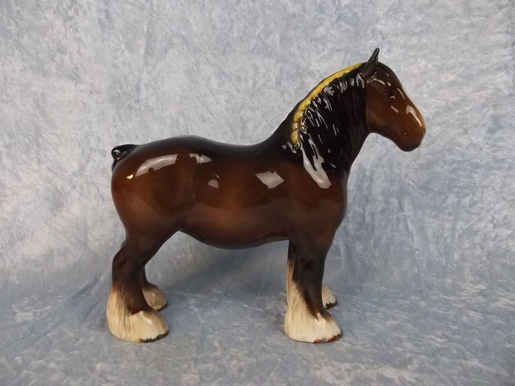 Beswick Porcelain Figure Of Shire Horse In Brown Gloss No. 818 from ...