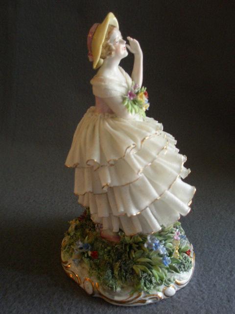 Luigi Fabris Dresden Lace Figurine 