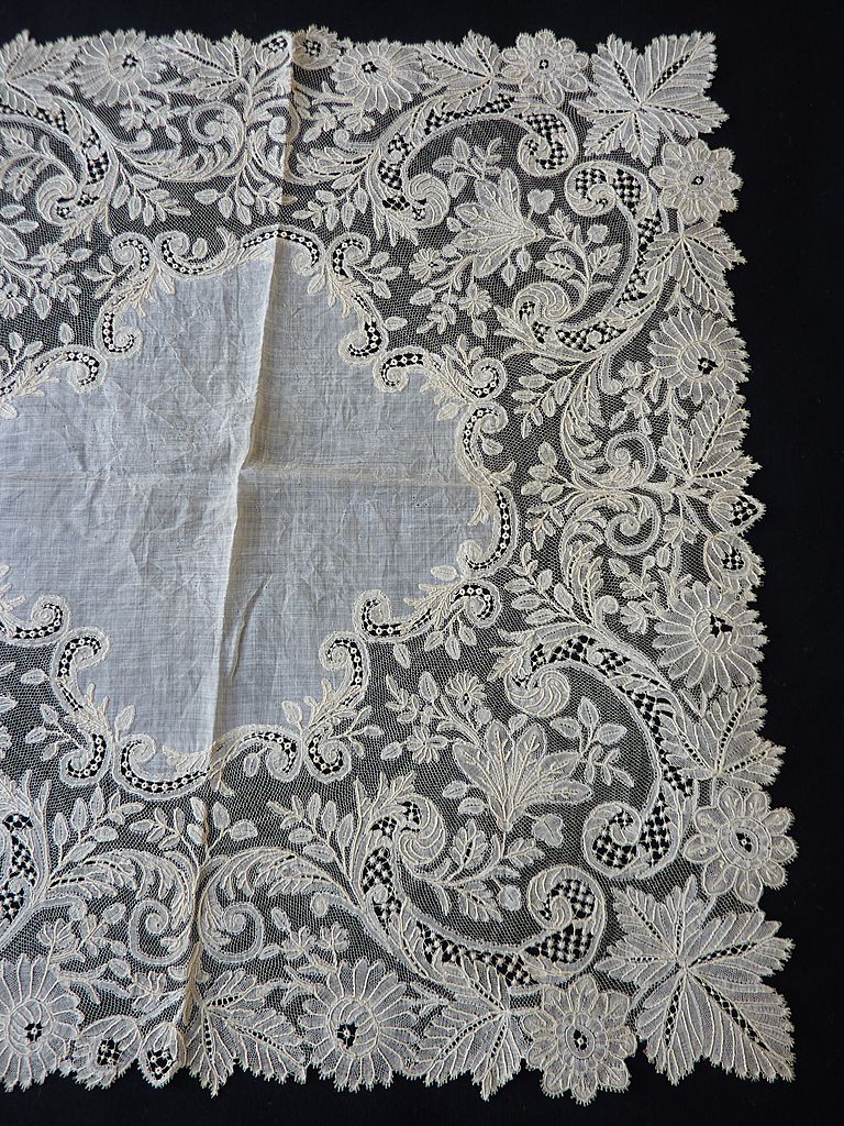 Exquisite antique gossamer Brussels point de gaze lace handkerchief ...