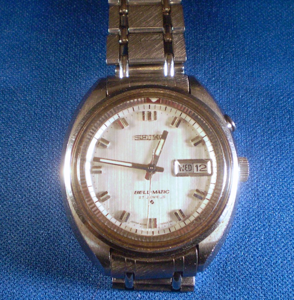 Vintage 1960s 27 Jewel Seiko Bell Matic Watch from jadeparrot on Ruby Lane