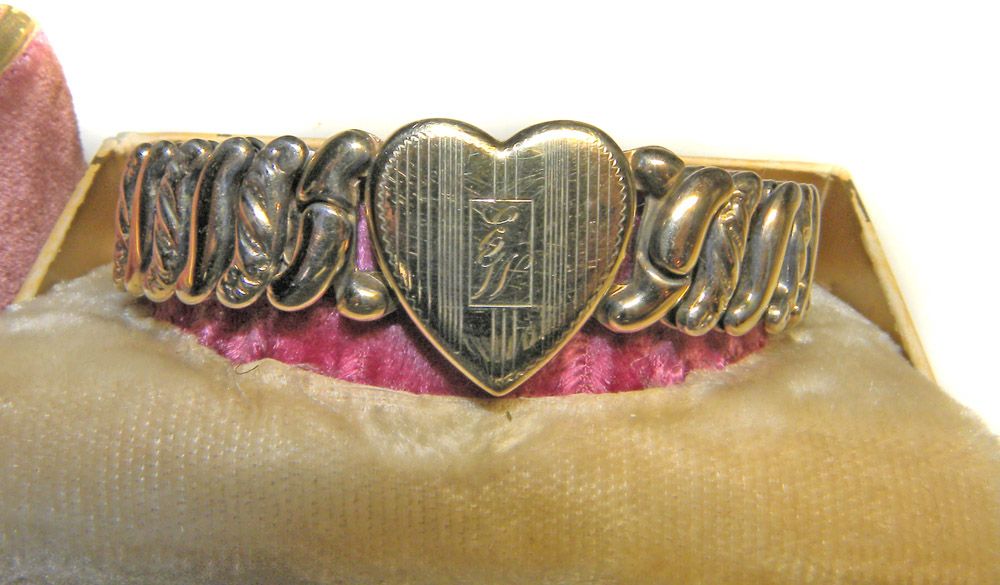 La Mode Sweetheart Bracelet Expansion HEART 1943 Original Box from ...