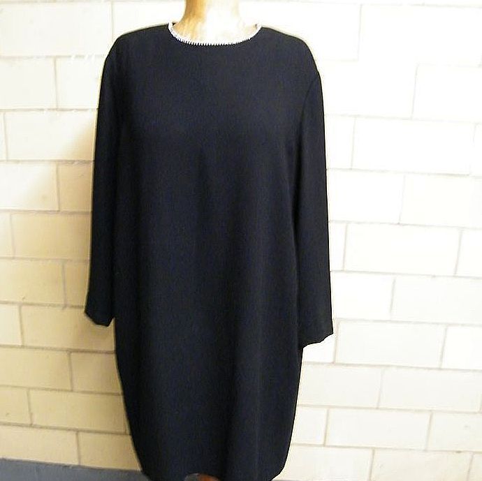 ELLEN TRACY...Black Crepe Shift Style Dress ..Jewel Neck With from ...
