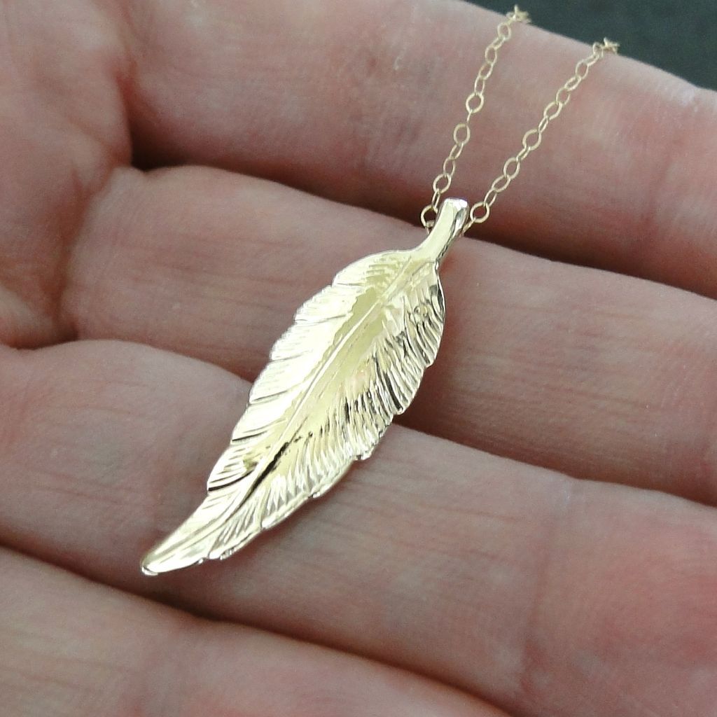 14K Solid Gold Leaf Necklace, as Seen on Jennifer Aniston And Courtney ...