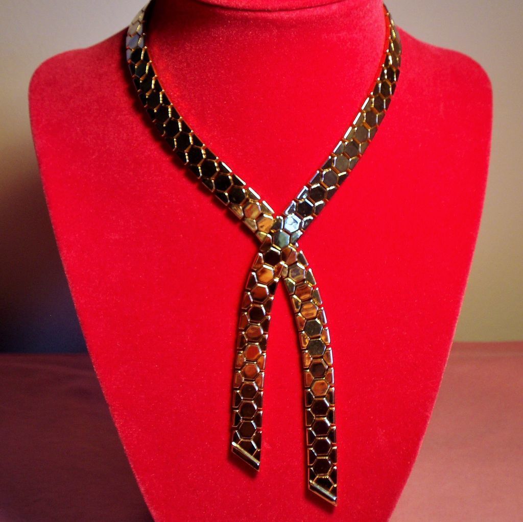 Vintage Trifari Tessellated Honeycomb Lariat Choker Necklace from ...