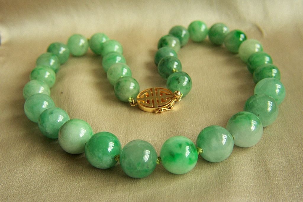 Spectacular Vintage 14K GUMPS GUMP'S Large Jadeite Jade Bead Necklace ...