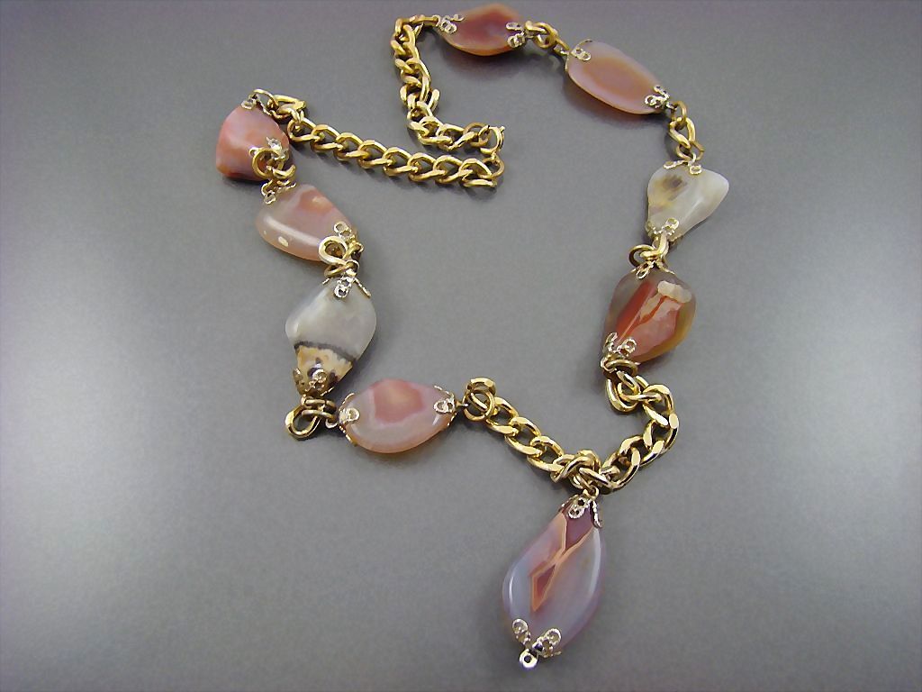 Polished Agate Necklace in Pink Tones from vintageveranda on Ruby Lane